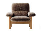 Křeslo Brasilia Lounge Chair, Sheepskin sahara/natural oak